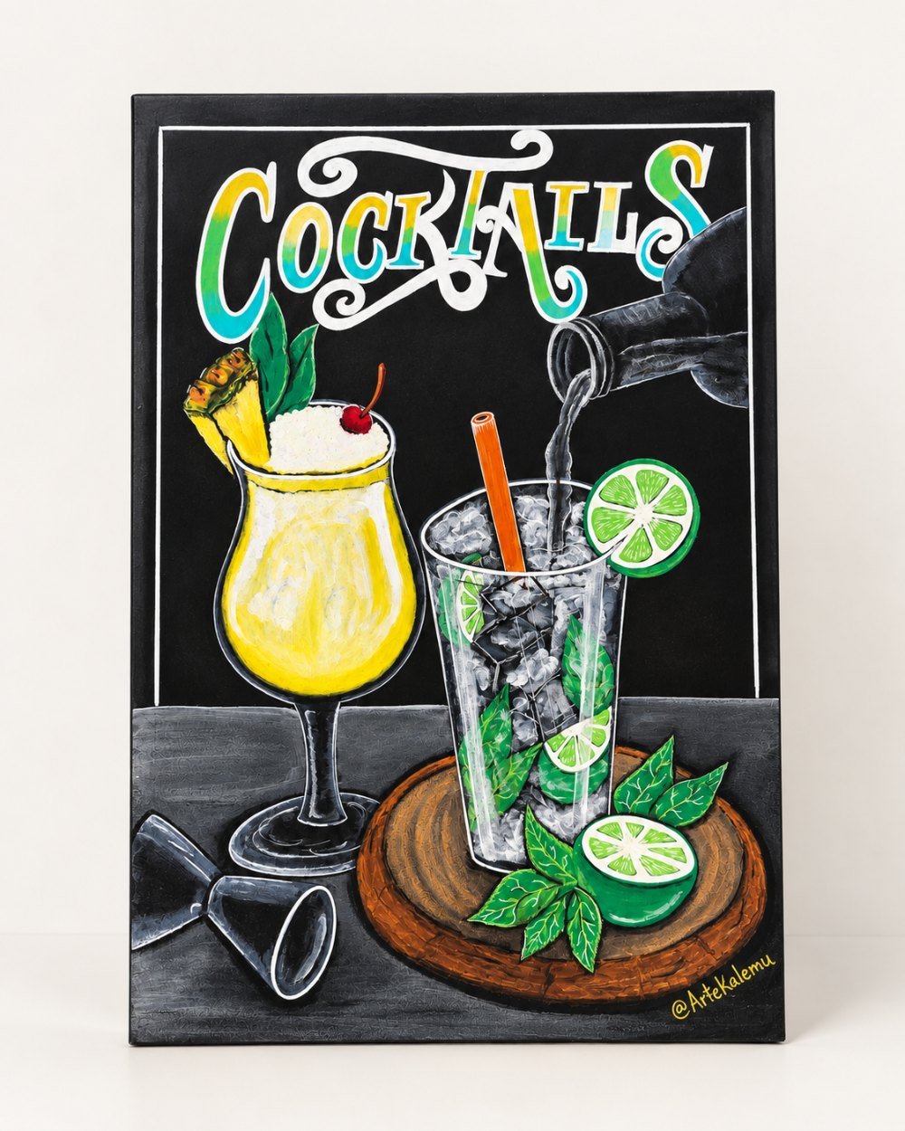 Pizarra artística de cocktails pintada a mano